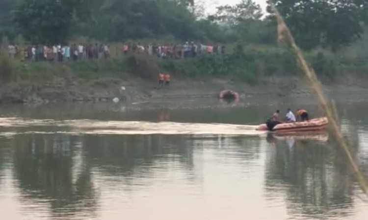 Bihar Boat Capsize: