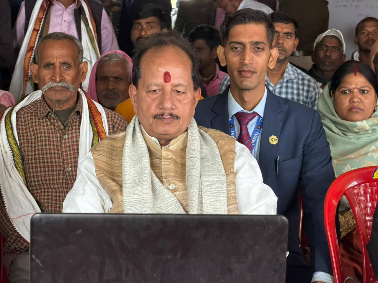 Vijay Kumar Sinha: गायब खतियानों की तलाश में सरकार का बड़ा कदम, ‘बिहार राजस्व योद्धा’ सम्मान का होगा ऐलान, दस्तावेज़ उपलब्ध कराने वालों को मिलेगा सम्मान ऐलान, दस्तावेज़ उपलब्ध कराने वालों को मिलेगा सम्मान