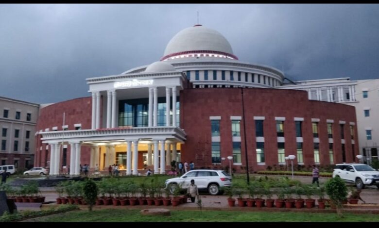 Jharkhand VidhanSabha: शीतकालीन सत्र में गूंजा- “वादा… तेरा वादा… कहां गया वादा?” सत्ता- विपक्ष की तीखी नोकझोंक से गरमाया माहौल