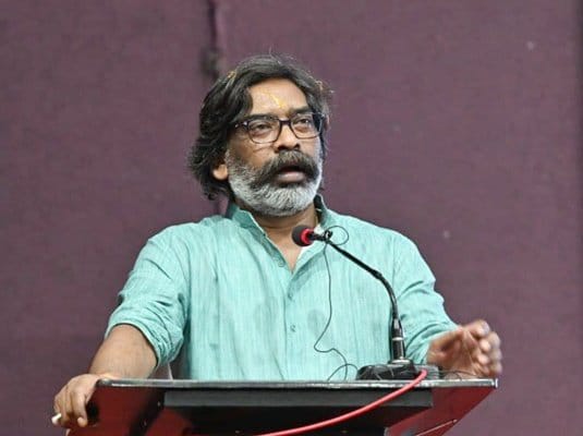 Hemant Soren: दावोस में झारखंड की गूंज, WEF में शामिल होंगे सीएम हेमंत सोरेन