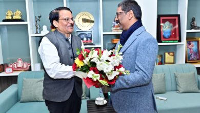 पेसा नियमावली पर CM को बधाई: कांग्रेस प्रदेश प्रभारी और अध्यक्ष ने की हेमंत सोरेन से मुलाकात