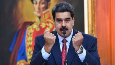 अमेरिका का बड़ा सैन्य ऑपरेशन: वेनेजुएला के राष्ट्रपति Nicolás Maduro गिरफ्तार