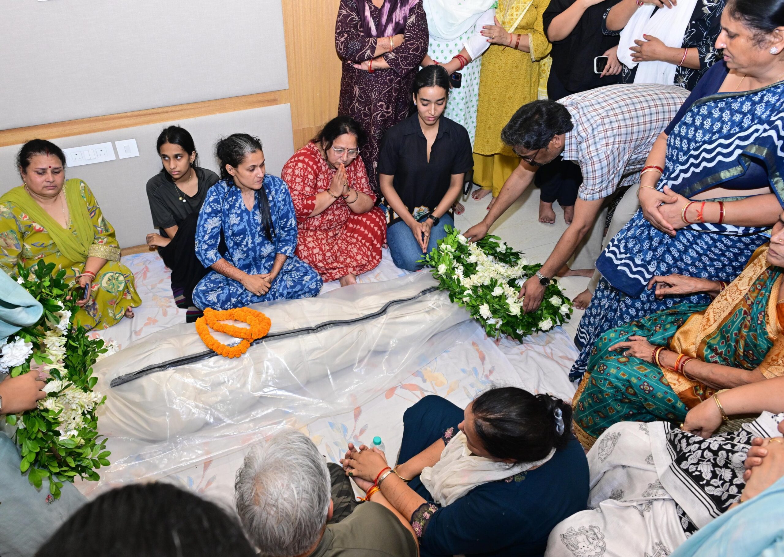 मंत्री Dipika Pandey की पुत्री तृषा सिंह का निधन, सीएम हेमन्त सोरेन ने दी श्रद्धांजलि